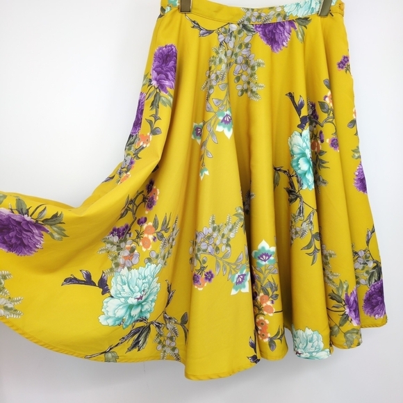 Modcloth Women's Small Satin Floral Circle Skirt‎ Yellow Retro Rockabilly 50's - Picture 4 of 9